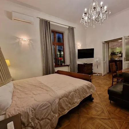 In The Center! Apartment